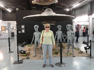 susan_and_ufo