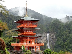 pagoda_nachi-taki_waterfall_600