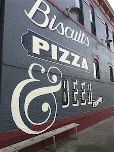 denver_biscuit_co_outdoor_wall