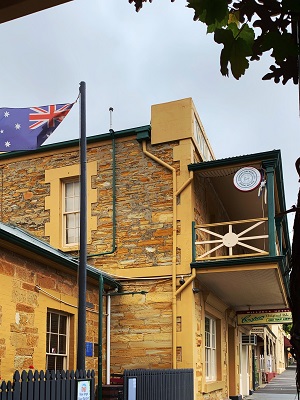 Willunga_Hotel